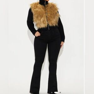 Bundle Faux Fur Vest with Black Outfit and black stretch casual bottom